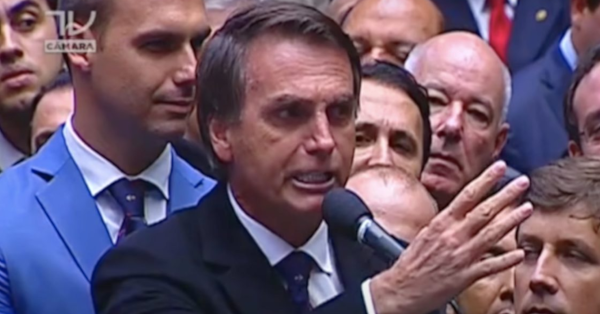 Cinco anos depois de um dia infame