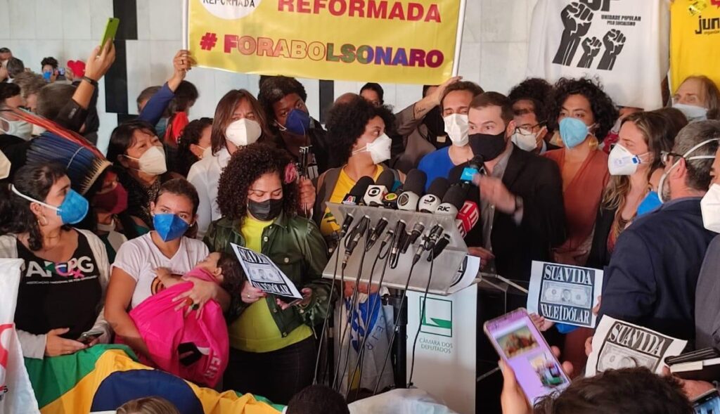 Sete crimes de Bolsonaro denunciados no superpedido de impeachment