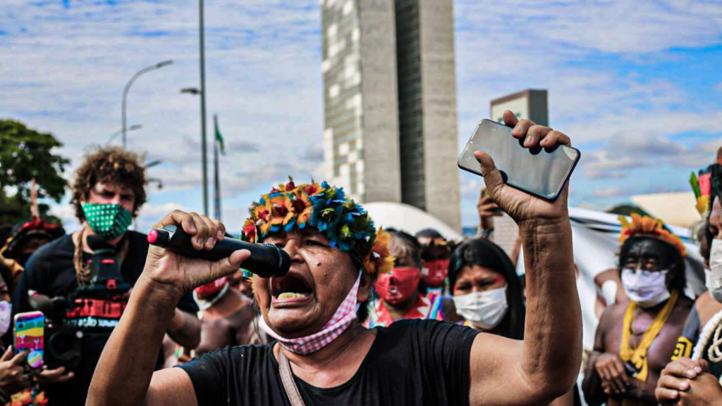 Projeto que inviabiliza reservas indígenas avança no Congresso, mas povos originários resistem