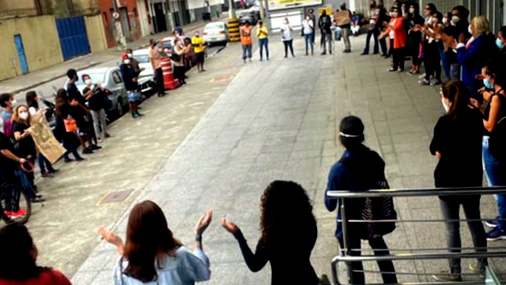 Servidores da Saúde Mental de Santos lutam contra ameaça de terceirização