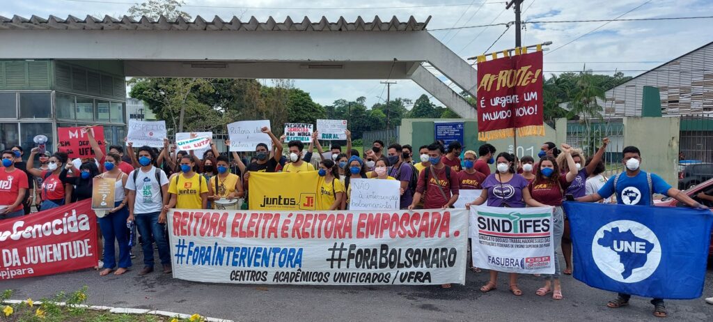 UFRA tem ato contra intervenção de Bolsonaro na universidade