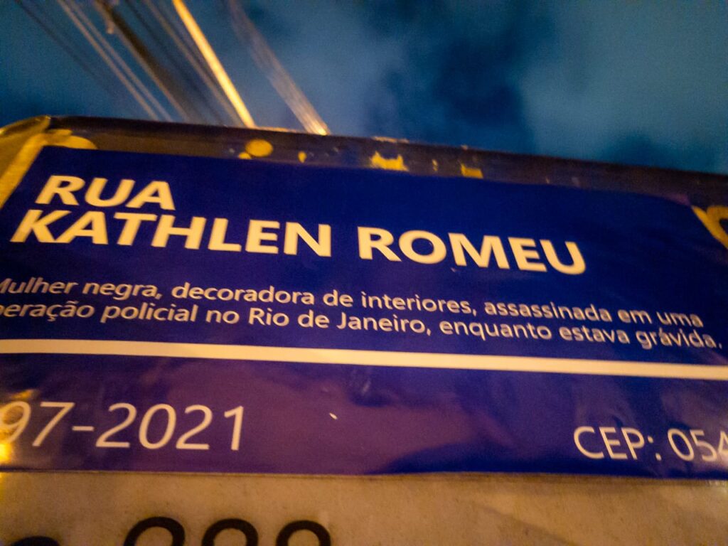 Contar a história que a história não conta: São Paulo do e para o povo negro!