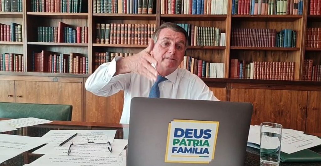 Análise: MP de Bolsonaro ataca governança multissetorial da internet e dificulta combate a crimes