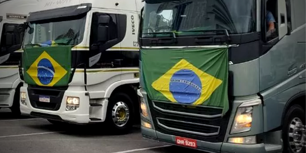 Bolsonaristas bloqueiam estradas: povo paga a conta