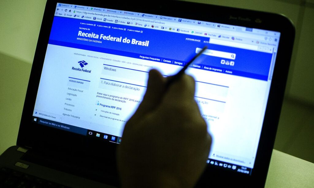 Fattorelli: “Trabalhadores que recebem acima de R$ 4.375 pagarão mais Imposto de Renda”