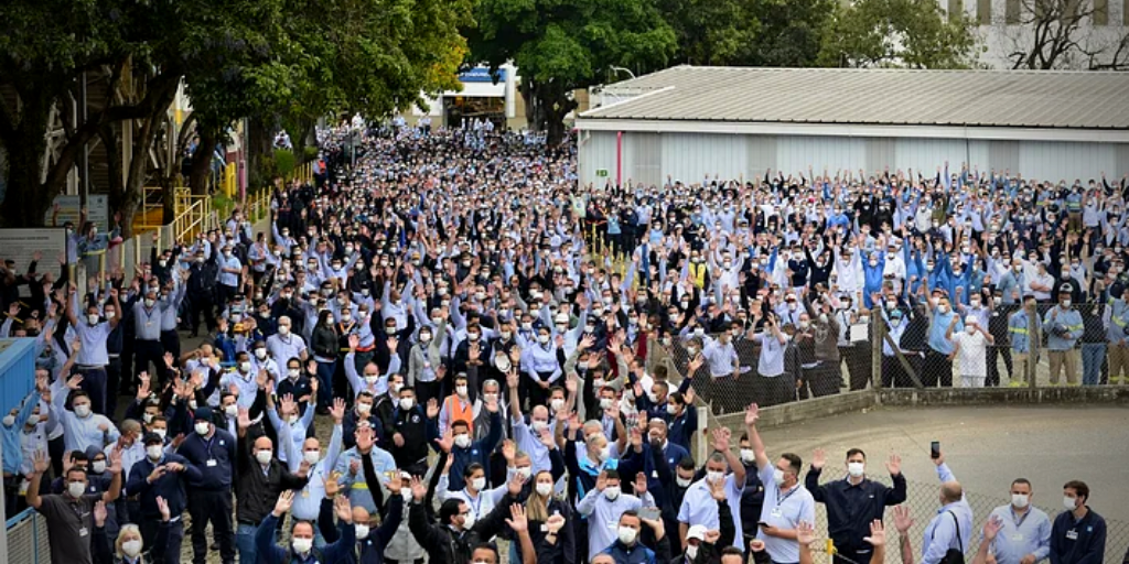 Em jogo duro, greve da GM em São Caetano se mantém forte e completa uma semana