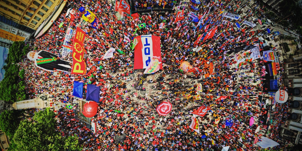 Nem golpe, nem impeachment?