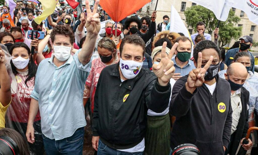 O PT deve apoiar Boulos em São Paulo?