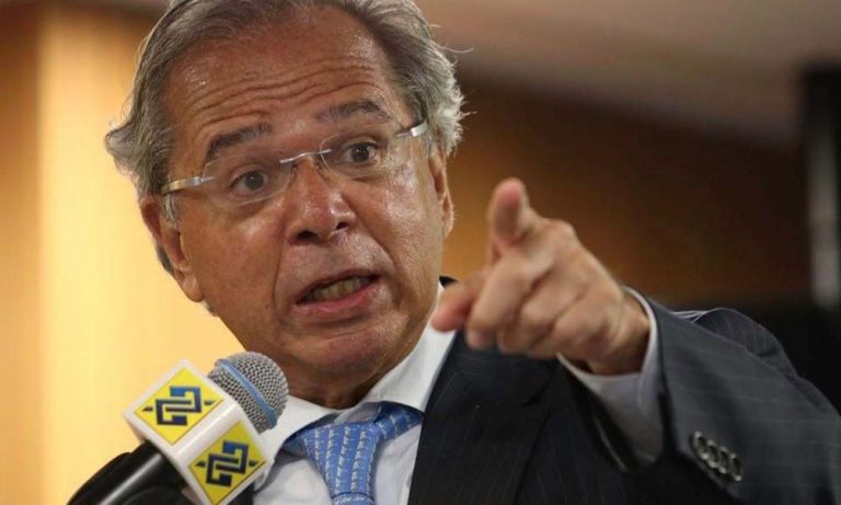 PSOL quer que Paulo Guedes vá ao Congresso dar explicações sobre empresa em paraíso fiscal