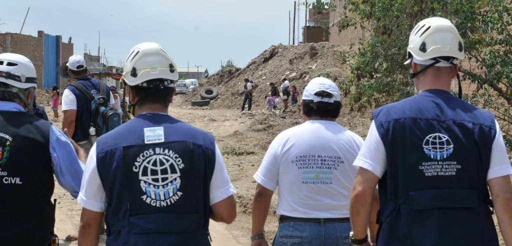 Bahia: Bolsonaro nega ajuda humanitária da Argentina, enquanto curte férias