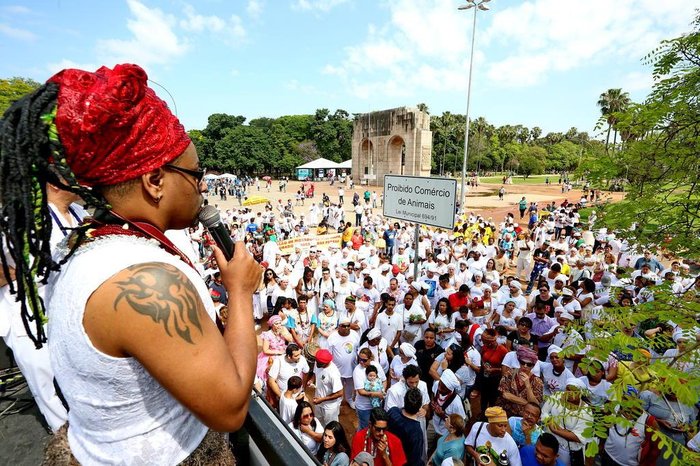 Do Orum ao Ayê: um olhar político em defesa das Religiões de Matriz Africana