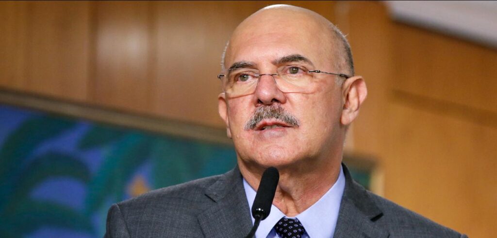 Não ao gabinete paralelo no MEC. O ministro Milton Ribeiro tem que cair!