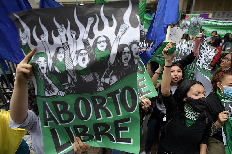 A luta pela legalização do aborto e o exemplo da Colômbia