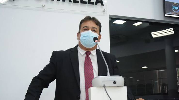 Fortaleza: Nota de repúdio ao arquivamento do pedido de cassação do vereador Ronivaldo Maia