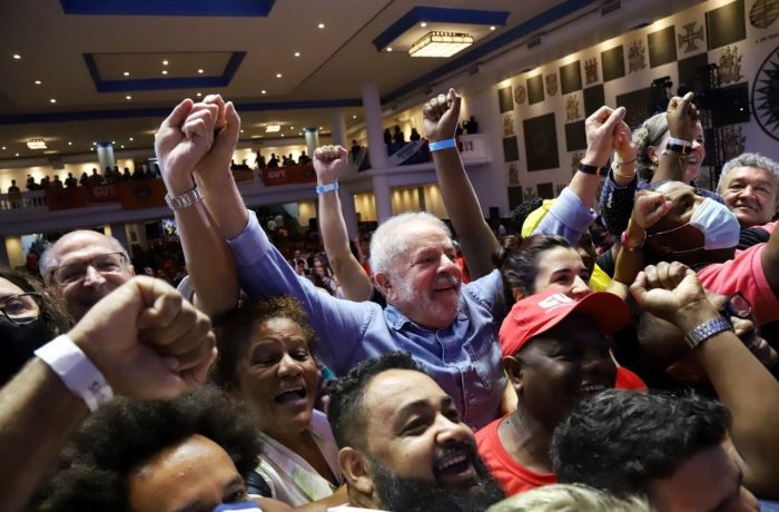 Lula contra Bolsonaro, apesar de Alckmin