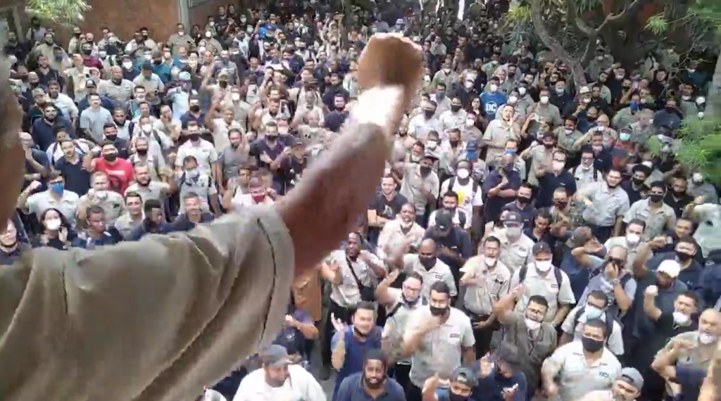 Trabalhadores da CSN: De braços cruzados, bolsos vazios e punhos cerrados!