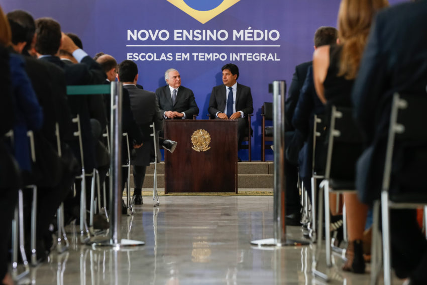 Em carta, entidades da educação propõem revogar reforma do ensino médio