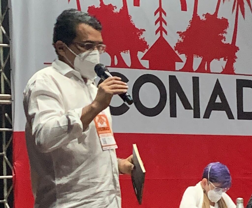Presidente do PSOL de Campina Grande lança livro sobre pandemia e política no 65 CONAD do ANDES