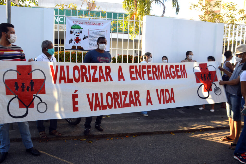 Piso salarial sancionado: vitória da enfermagem brasileira!