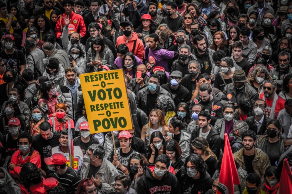 Dia 11: dia histórico marca começo da luta para garantir as eleições