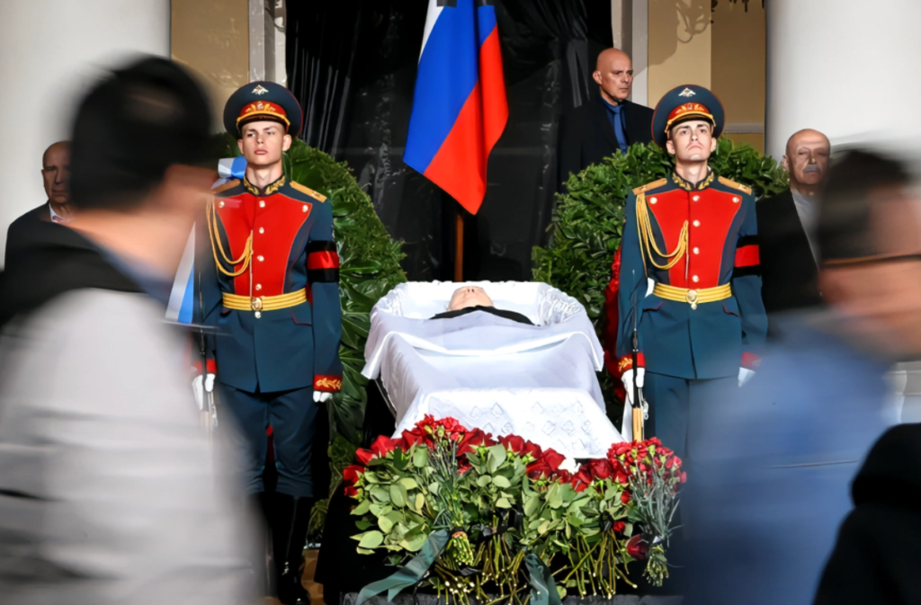 Gorbachev: o recado da História no velório do coveiro