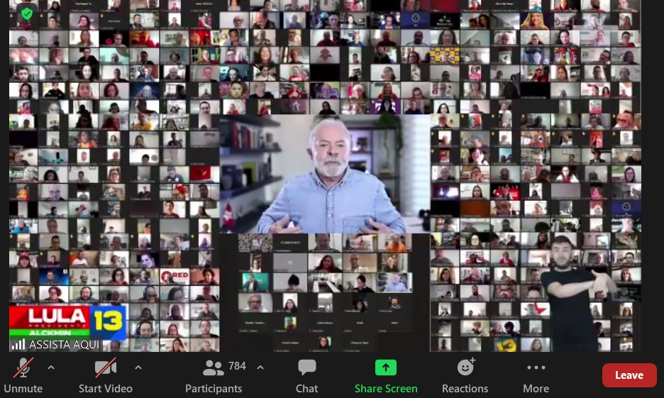 Em encontro com comunicadores digitais, Lula reafirma chamado a vitória no primeiro turno