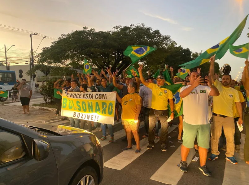 Derrotar o Capitólio de Bolsonaro já!