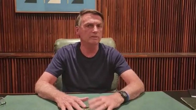 Bolsonaro muda a tática, mas mantém estratégia golpista